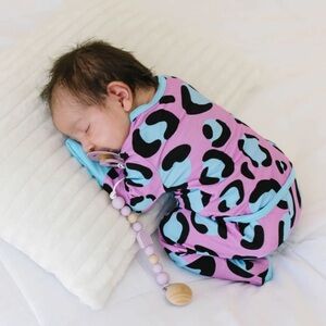 Simple Seed (2) Pajamas - Pink and Blue Leopard and cheetah 18-24 months